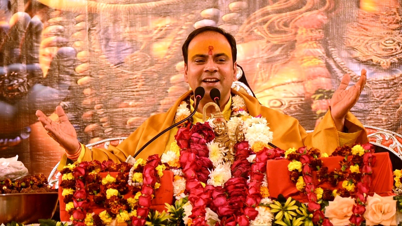 Sharing spiritual wisdom with devotees